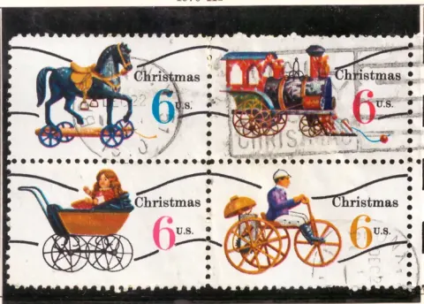 Christmas Toys – se-tenant block of four